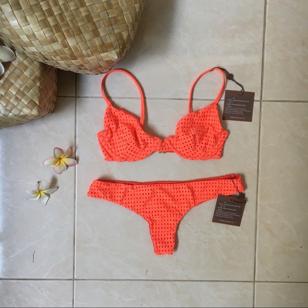Neon melon NWT set ($140)